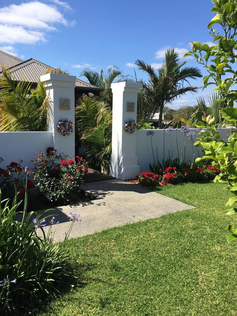 Bella Bali Gardens - Tourism Gold Coast 1