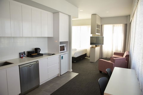 The Gerald Apartment Hotel - Tourism Gold Coast 25