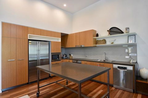 East On Byron - Tourism Gold Coast 12