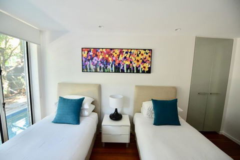 East On Byron - Tourism Gold Coast 23