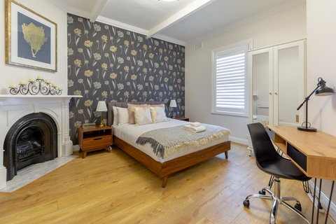 Heritage Townhouse Near Harbour Bridge - Tourism Gold Coast 26