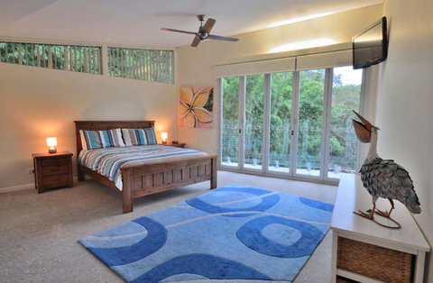 Crescent Head Spa Villa - Gold Coast 2