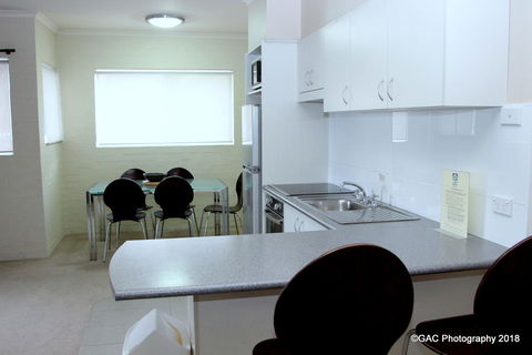 Mollymook Cove Apartments - Tourism Gold Coast 24
