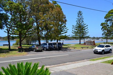 Sundial Holiday Units - Tourism Gold Coast 38