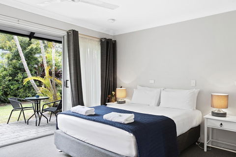 The Park Hotel Motel, Suffolk Park - Tourism Gold Coast 12