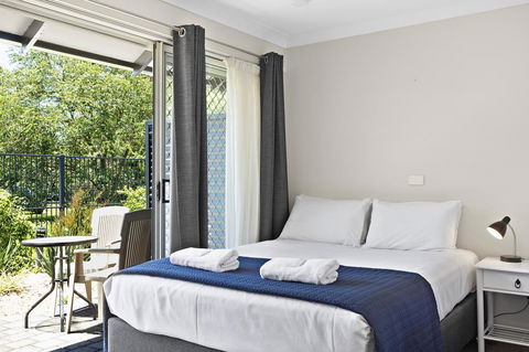 The Park Hotel Motel, Suffolk Park - Tourism Gold Coast 8