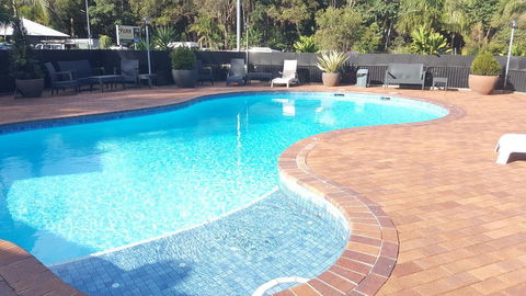 The Park Hotel Motel, Suffolk Park - Tourism Gold Coast 0