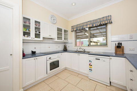 Colonial Court Villas - Tourism Gold Coast 9