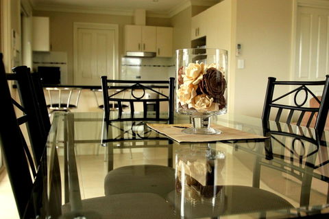 Colonial Court Villas - Tourism Gold Coast 23