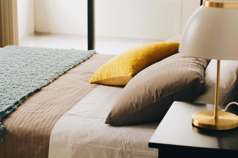 Modern & Cosy 2-Bedroom Apartment Hornsby - Tourism Gold Coast 4