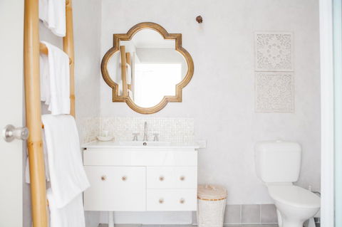 The Lord Byron - Tourism Gold Coast 10