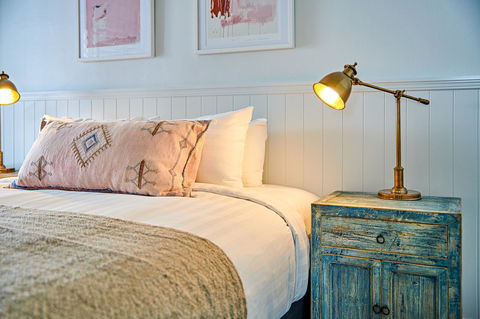 The Lord Byron - Tourism Gold Coast 16