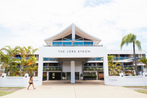 The Lord Byron - Tourism Gold Coast 0