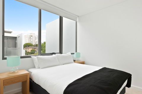 Wyndel Apartments Neutral Bay - Military - Tourism Gold Coast 9