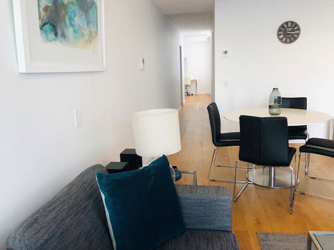 Wyndel Apartments Neutral Bay - Military - Tourism Gold Coast 5