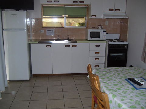 Glenwood Tourist Park & Motel - Tourism Gold Coast 24