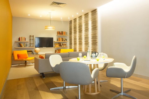 Novotel Sydney Darling Harbour - Tourism Gold Coast 27