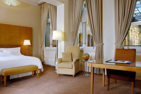The Fullerton Hotel Sydney - Tourism Gold Coast 40