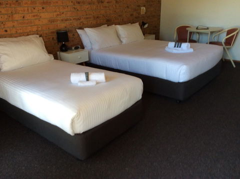 Bega Downs Motor Inn - Tourism Gold Coast 5