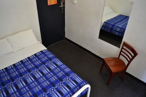 Maze Backpackers - Sydney - Tourism Gold Coast 8