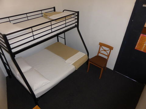Maze Backpackers - Sydney - Tourism Gold Coast 32