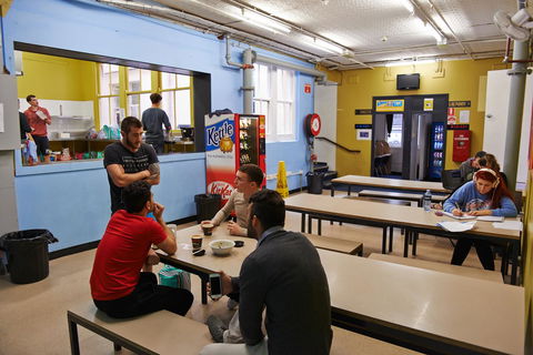 Maze Backpackers - Sydney - Tourism Gold Coast 15