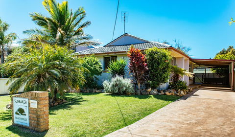Sunbaker Pet Friendly Awards Finalist 4 Mins Walk To Culburra Beach - Tourism Gold Coast 32
