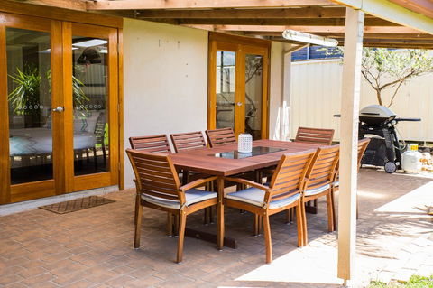Sunbaker Pet Friendly Awards Finalist 4 Mins Walk To Culburra Beach - Tourism Gold Coast 28