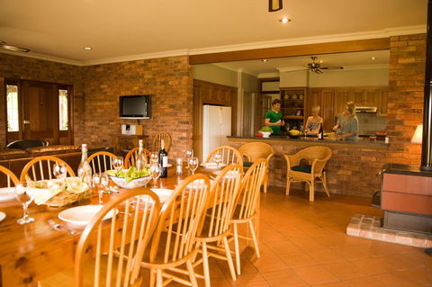 Ironstone Estate Lovedale - Gold Coast 37