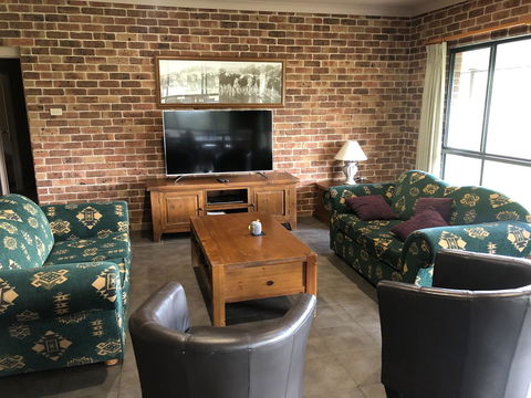 Ironstone Estate Lovedale - Gold Coast 1