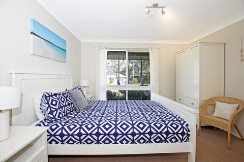 Hayes Beach House I Award Winner I 4 Mins To Beach - Tourism Gold Coast 3