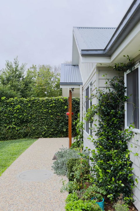 Armidale Cottage - House 2 - Tourism Gold Coast 3