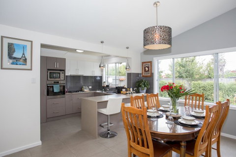 Armidale Cottage - House 2 - Tourism Gold Coast 18