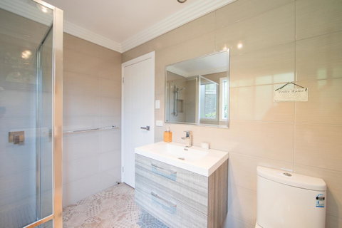 Armidale Cottage - House 2 - Tourism Gold Coast 29