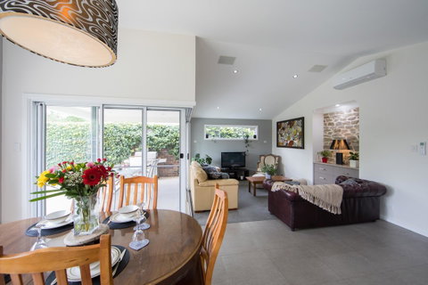 Armidale Cottage - House 2 - Tourism Gold Coast 20