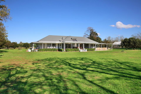 Terara Riverside Retreat - Gold Coast 23