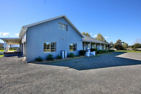 Terara Riverside Retreat - Gold Coast 42