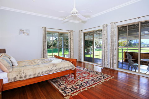 Terara Riverside Retreat - Gold Coast 4