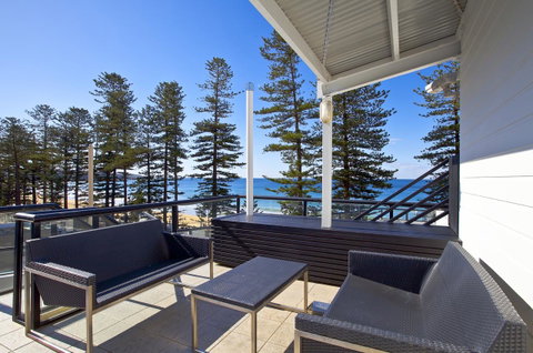 Manly Paradise Motel & Apartments - Tourism Gold Coast 15