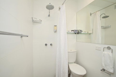 Manly Paradise Motel & Apartments - Tourism Gold Coast 11