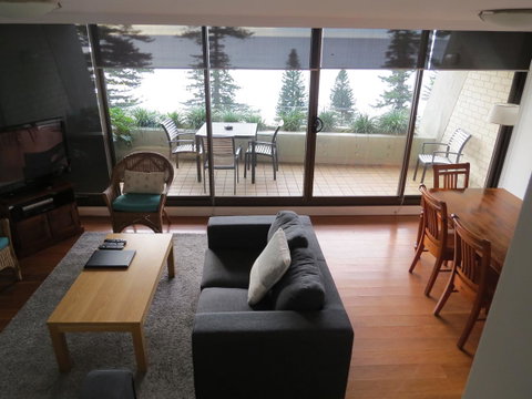 Manly Paradise Motel & Apartments - Tourism Gold Coast 27