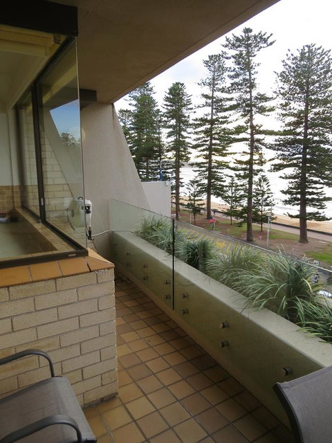 Manly Paradise Motel & Apartments - Tourism Gold Coast 40