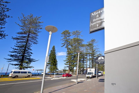 Manly Paradise Motel & Apartments - Tourism Gold Coast 18