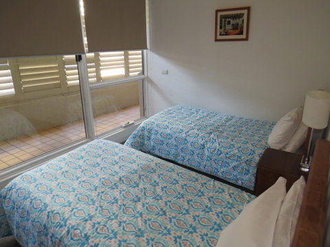 Manly Paradise Motel & Apartments - Tourism Gold Coast 32