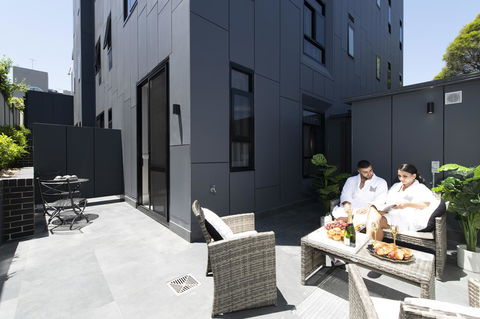 Holiday Inn & Suites - Parramatta Marsden Street, An IHG Hotel - Tourism Gold Coast 3