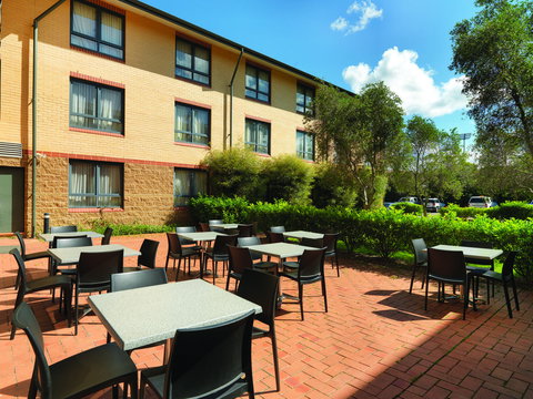 Mercure Sydney Manly Warringah - Gold Coast 3