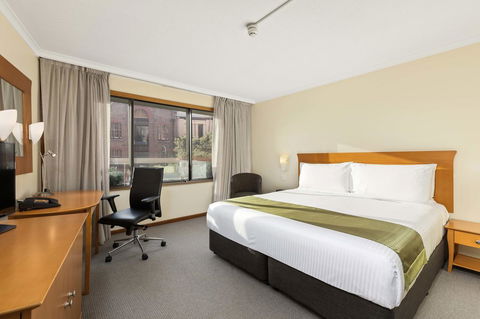 Sydney Harbour Hotel - Tourism Gold Coast 9