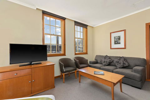 Sydney Harbour Hotel - Tourism Gold Coast 8