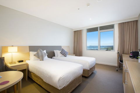 Sage Hotel Wollongong - Tourism Gold Coast 3