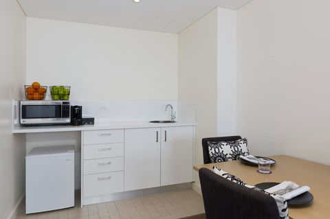 Sage Hotel Wollongong - Tourism Gold Coast 43